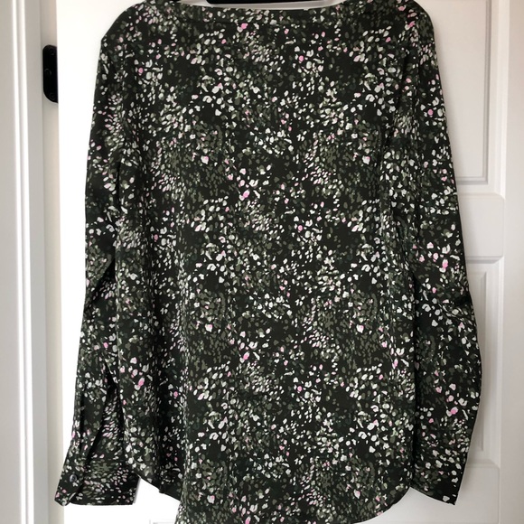 Patterned Blouse - Picture 3 of 3